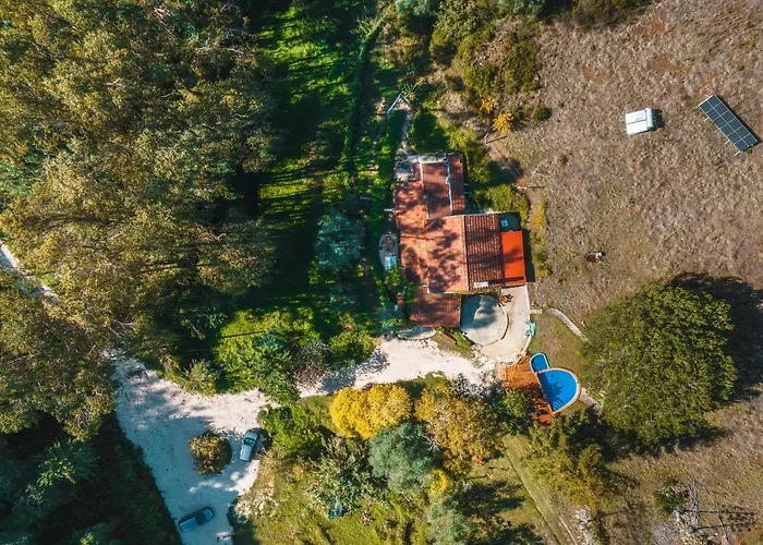 Nativo Natureza Pink Wood Cabin
